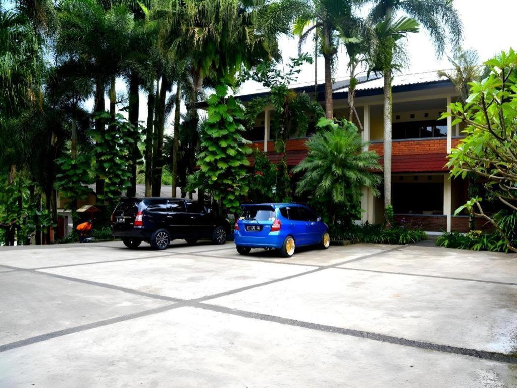 Augusta Sukabumi Hotel Dış mekan fotoğraf