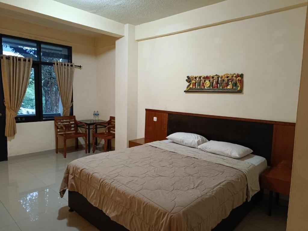 Augusta Sukabumi Hotel Dış mekan fotoğraf